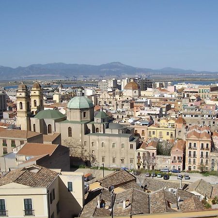 Albergo La Perla Cagliari Bagian luar foto