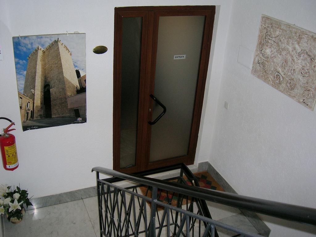 Albergo La Perla Cagliari Bagian luar foto