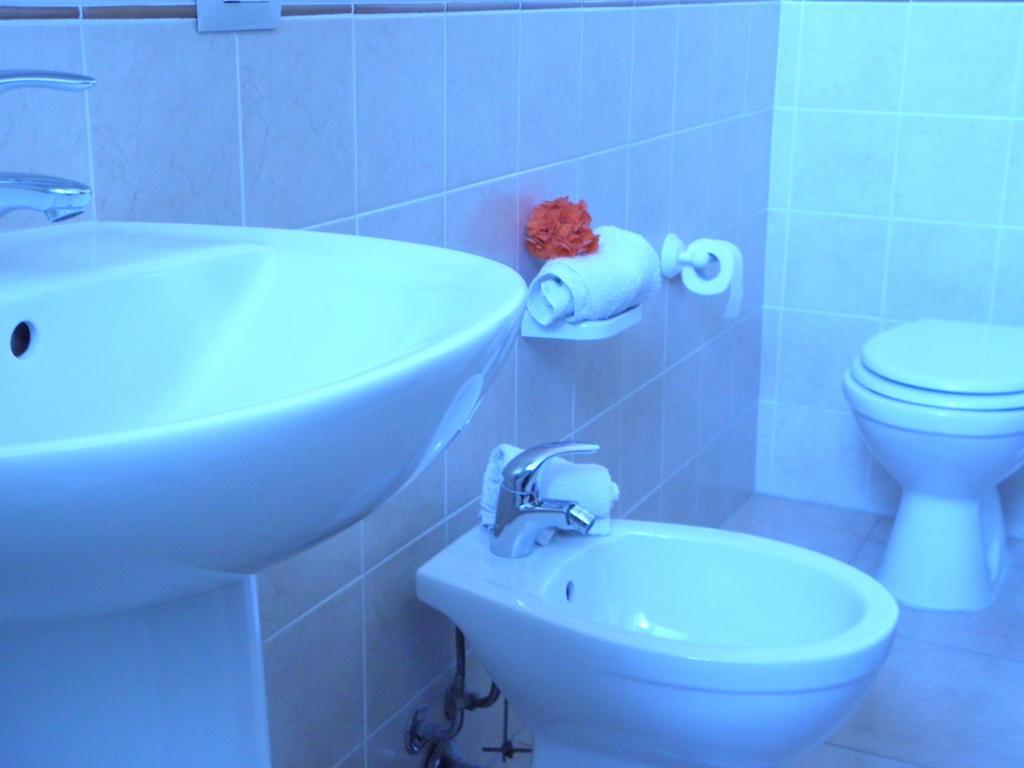 Albergo La Perla Cagliari Ruang foto