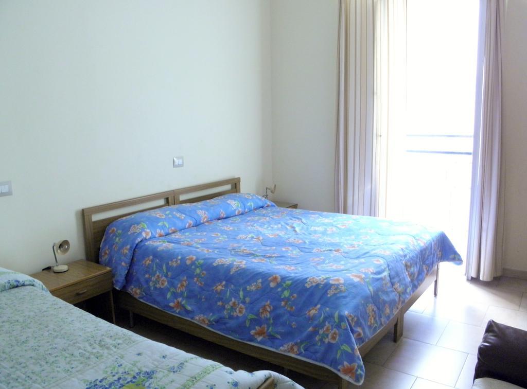 Albergo La Perla Cagliari Bagian luar foto