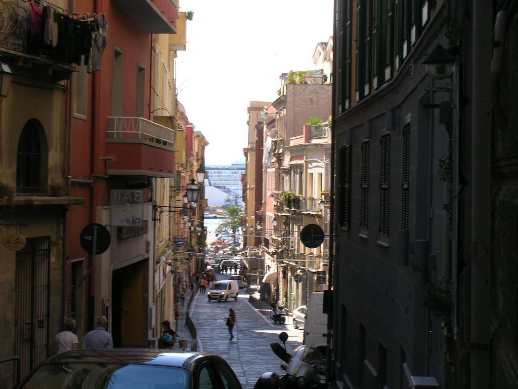 Albergo La Perla Cagliari Bagian luar foto